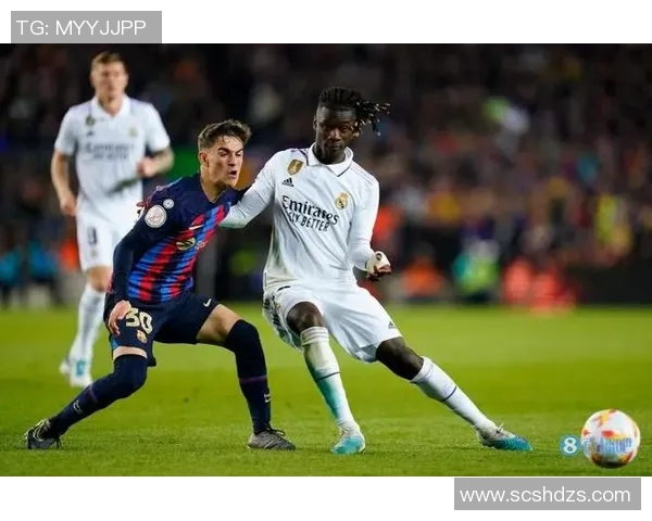 卡马文加或将转型左后卫应对法国中场竞争激烈局面