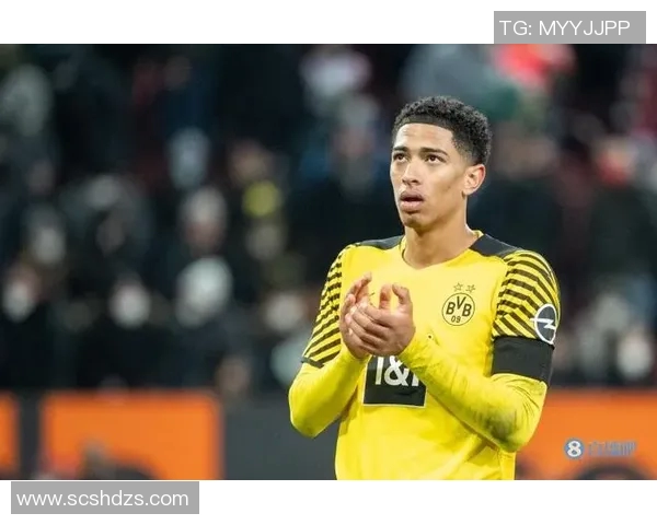 曼联欲引进多特中场贝林厄姆水晶宫也在争夺战中角逐 曼联欲引进多特中场贝林厄姆水晶宫也在争夺战中角逐