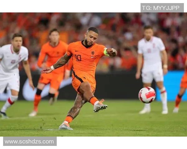 埃因霍温宣布卢克德容告别仪式球员荣登星光大道荣耀时刻 埃因霍温宣布卢克德容告别仪式球员荣登星光大道荣耀时刻