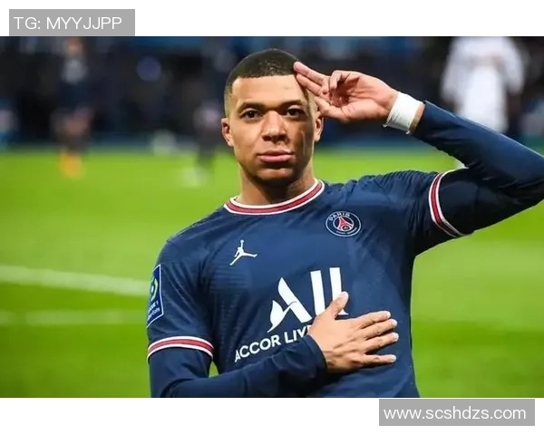 孙兴慜携快船定制球衣展现笑容梦幻联动引发球迷热议