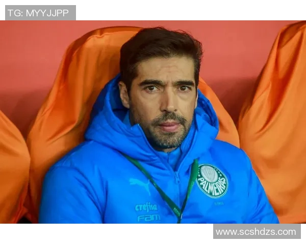 帕尔梅拉斯主帅高度评价21岁小将阿兰呼吁俱乐部给予涨薪待遇