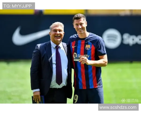 拉波尔塔坚定承诺:巴萨未来将始终由会员掌控 拉波尔塔坚定承诺:巴萨未来将始终由会员掌控