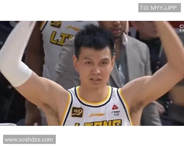 文班在CBA首节遭遇重创五次失误三次犯规表现不佳引发热议 文班在CBA首节遭遇重创五次失误三次犯规表现不佳引发热议