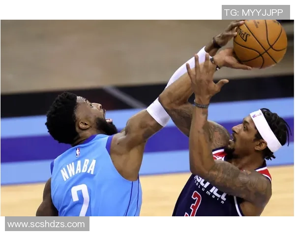 多诺万米切尔全能表现助球队取胜28分8助攻3抢断罚球命中率高达81 多诺万米切尔全能表现助球队取胜28分8助攻3抢断罚球命中率高达81