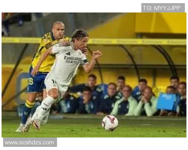 维尼修斯渴望留队皇马双方积极洽谈续约事宜