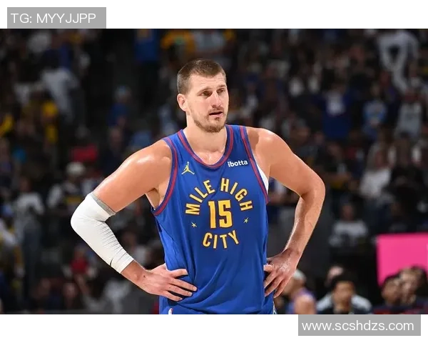 约基奇上半场表现惊艳9中8砍下23分7篮板3助攻三分球2中2状态火热 约基奇上半场表现惊艳9中8砍下23分7篮板3助攻三分球2中2状态火热