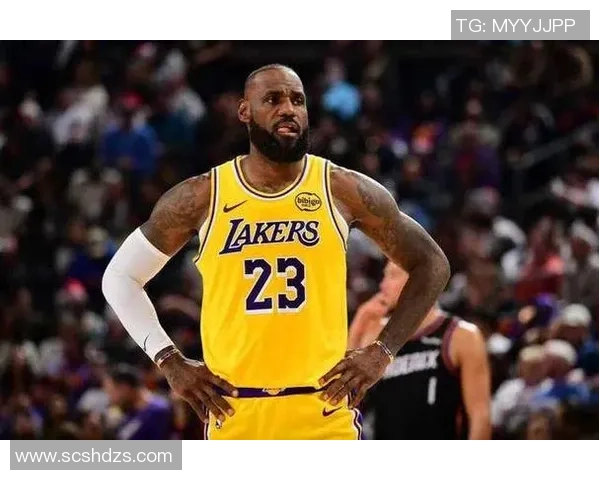 布克承认犯规认为詹姆斯未必能投中关键球