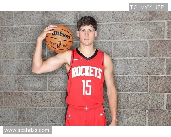 谢泼德称赞保罗为最爱球员之一强调其掌控比赛节奏的能力